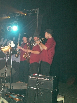 img00015.jpg