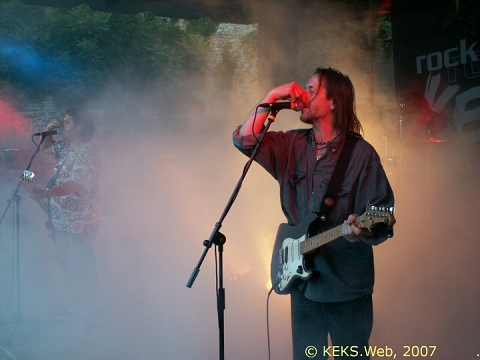 img00019.jpg