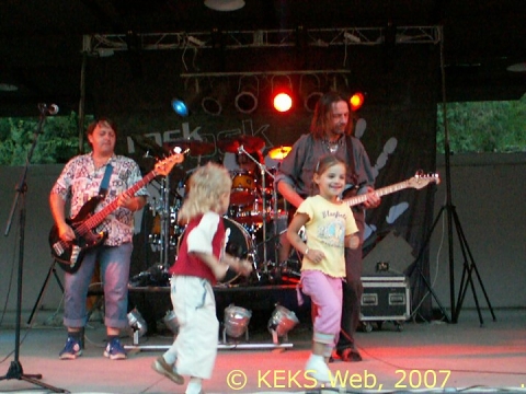 img00025.jpg