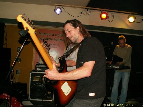 img00019.jpg