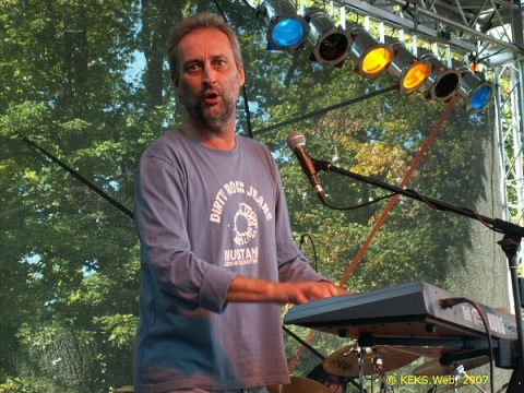 img00019.jpg