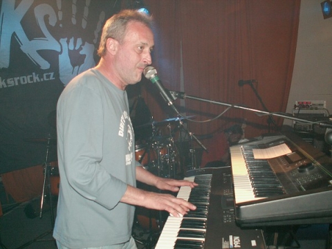 img00019.jpg