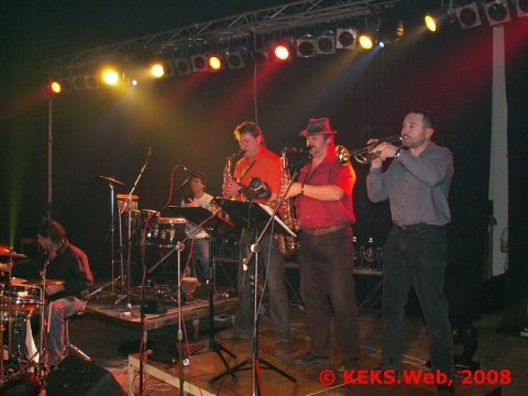 img00019.jpg
