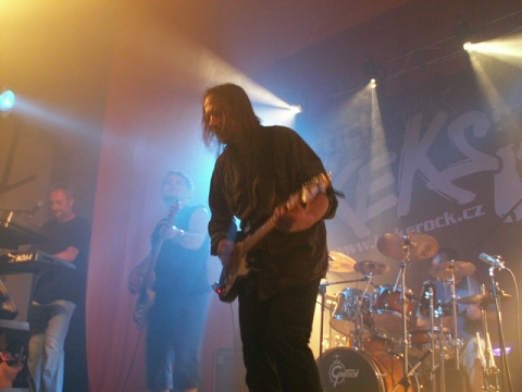 img00017.jpg