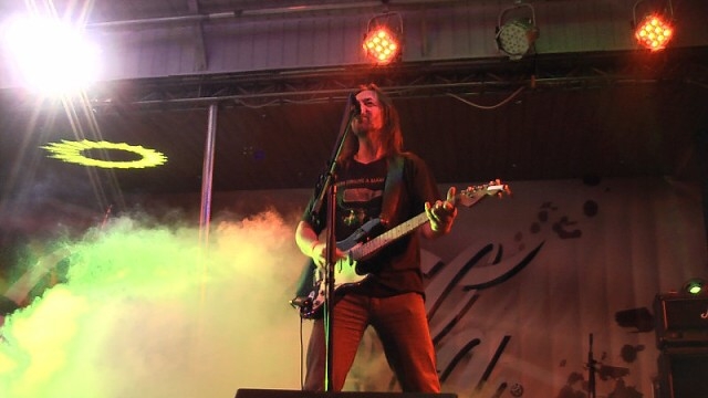img00014.jpg