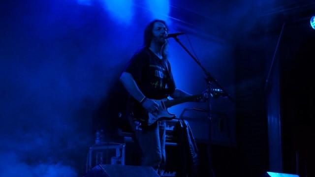 img00020.jpg